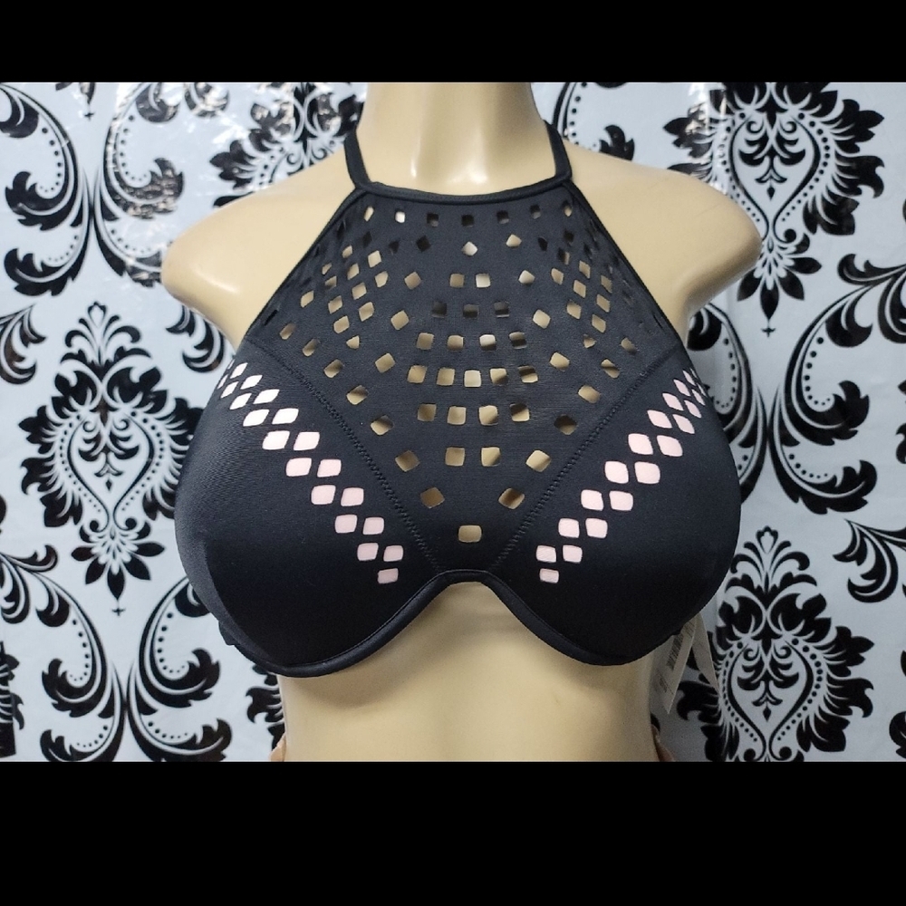 High-Neck Laser-Cut Bikini Top in Black and Pale Pink